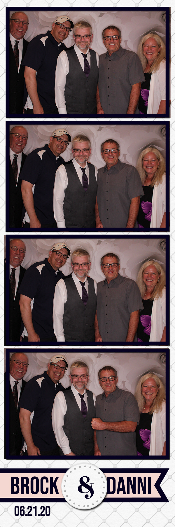 Danni and Brock’s Wedding | View more photos from the event at gallery.photoboothbillings.com/u/PhotoBoothBillings/Danni-and-Brock’s-Wedding
